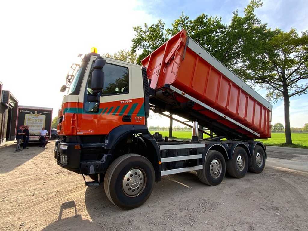 2012 Iveco AD380T41W 8x6 Container Truck