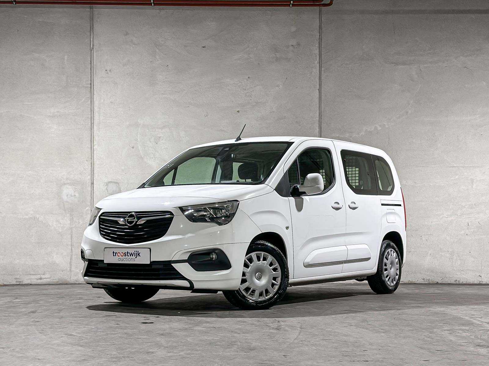 Opel Combo Tour 1.5 CDTI L1H1 Edition 129pk 2021 (Origineel-NL+1e eigenaar), K-030-JR 