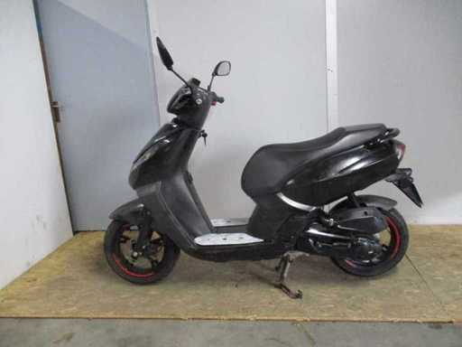 Peugeot - Skuter - Kisbee RS z wtryskiem 4T - Skuter