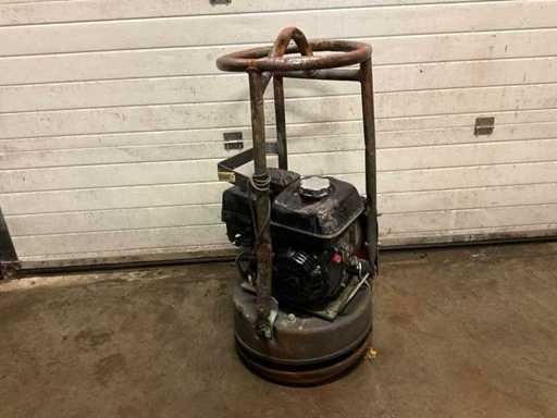 Vibratory plate