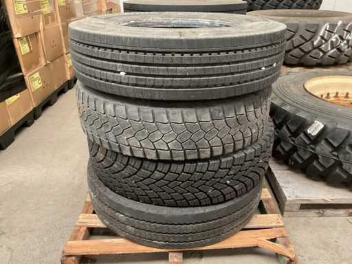 Different tires (4x)