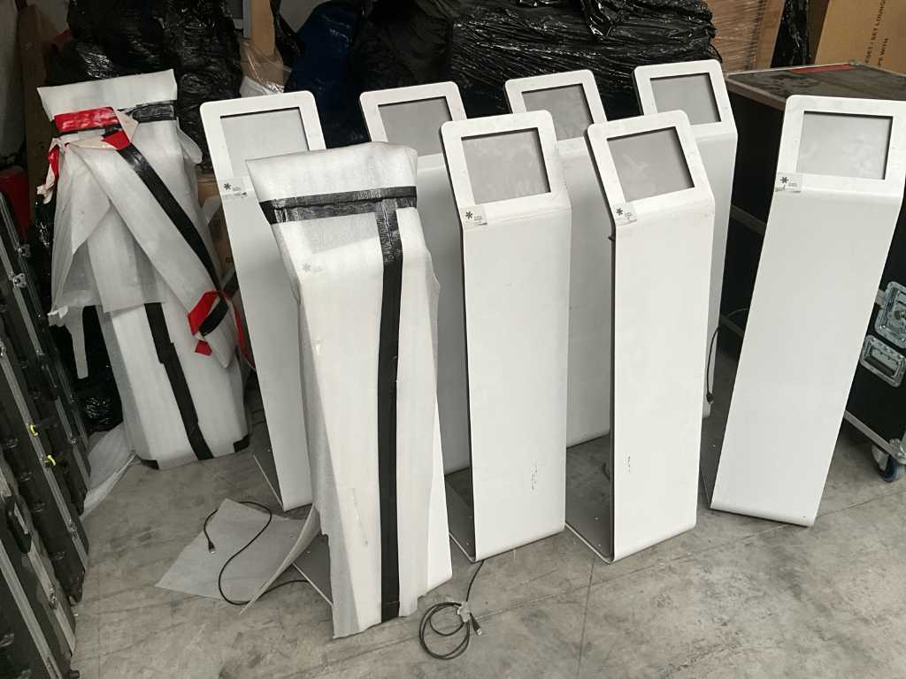 9 uprights for ipad