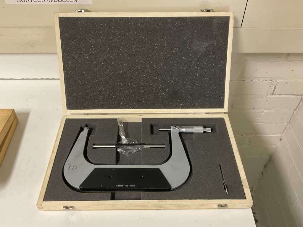 Format Outer micrometer