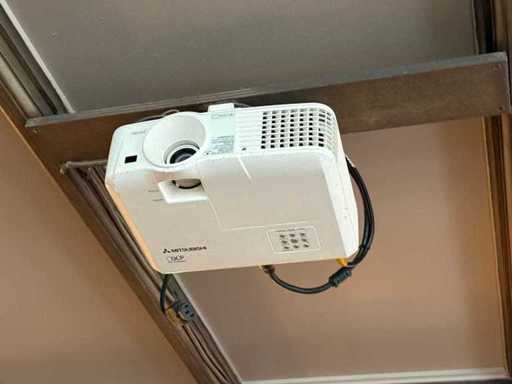 Mitsubishi - Projector