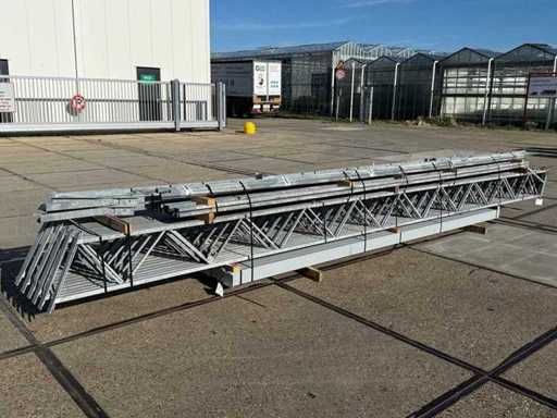 Costruzione in acciaio 12,80 x 24,00 metri (307 m2)