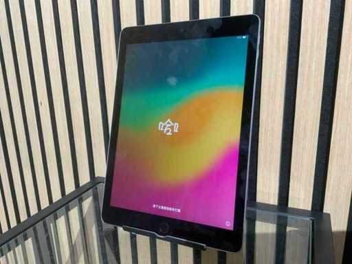 Apple iPad 6. Generation 32GB Wi-Fi Space Gray