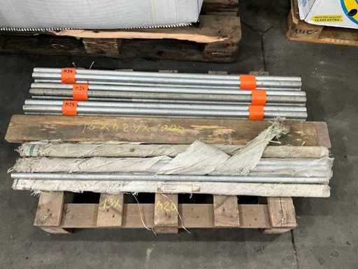 Diverse Metalen Draadstangen PGB (28x)