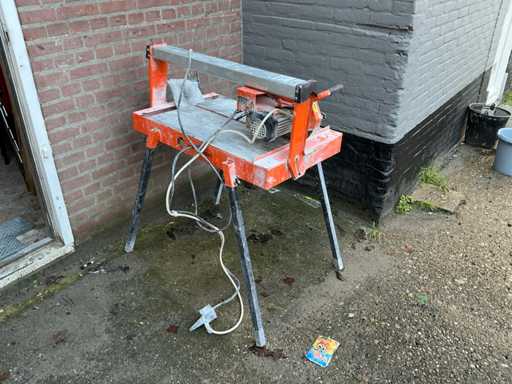 Scie en pierre Van Voorden Scala60