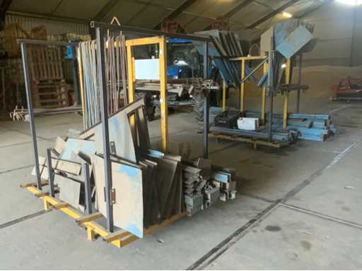 Lot von abnehmbaren Tolsma-Stützwänden (Gesamtlänge ca. 90 m.)