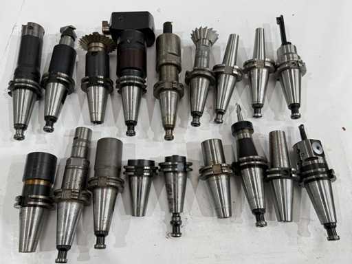   18 Stk. SK40 Werkzeugaufnahme