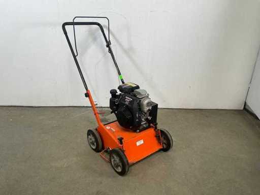2012 Eliet E 401 Petrol Scarifier 40cm petrol
