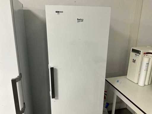 Frigiderul Laboratorului BEKO