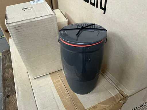 Fair Trade voorraadpot keramiek Cha grijs +/- 18,5 cm hoog (50x)