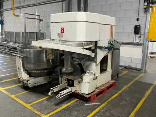 Spiral kneader