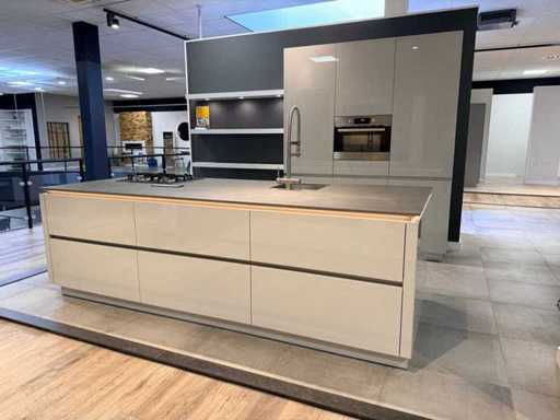 Schüller - Cucina espositiva con elettrodomestici Etna