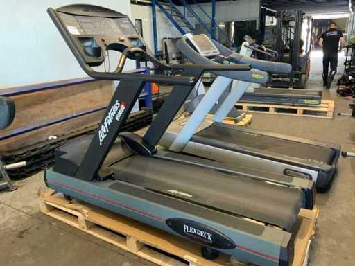 Life Fitness 9500HR Next Gen pas do bieżni