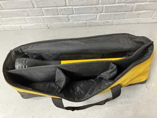 Leica Digicat 550i XF Cable Locator