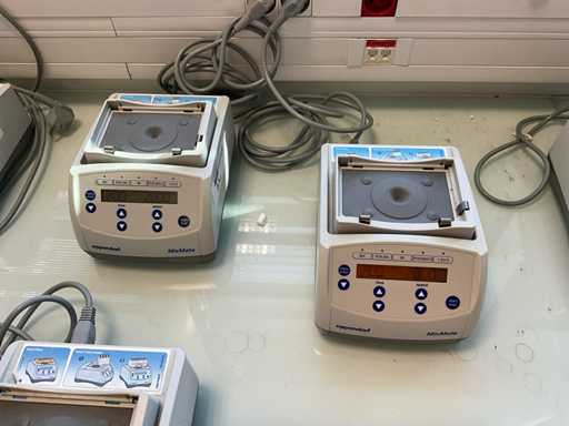 EPPENDORF MIXMATE 2-Pack Microplate Stirrers