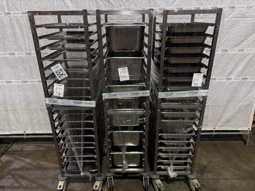 Keuken- en cateringkarren met inhoud (3x)