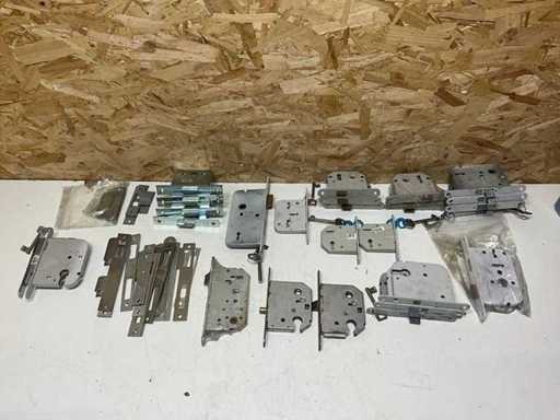 Nemef Various mortise locks (27x)