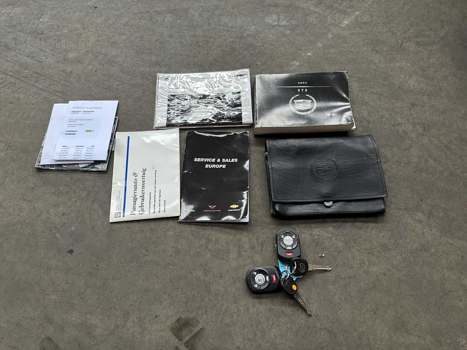 Cadillac STS 4.6 V8 Launch Edit. 320pk 2005, 56-RV-TL