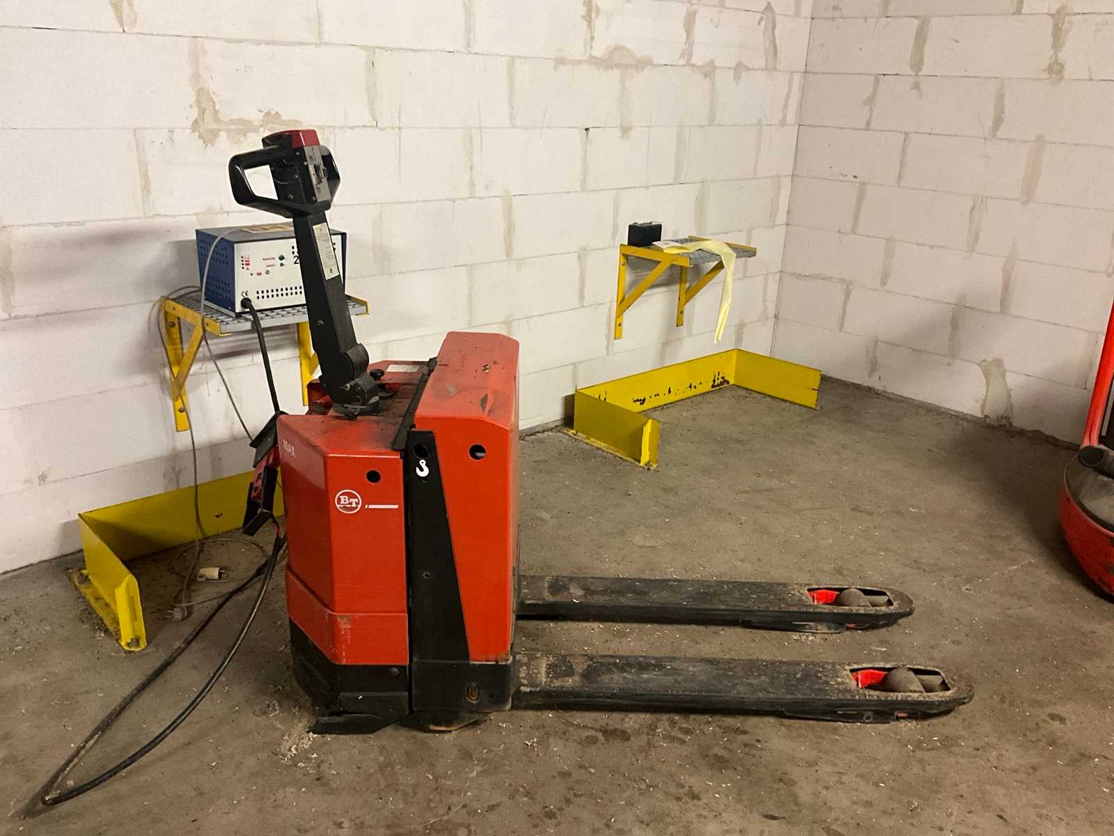 BT PPT 1400 MX Electric Pallet Truck