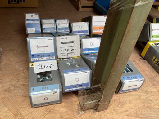 13 dozen bouten ringen houtschroeven