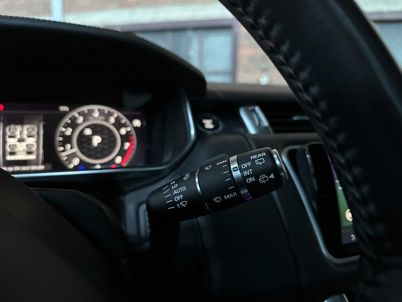 Land Rover Range Rover Sport SVR 5.0 V8 Supercharged FACELIFT 575pk 2018, L-593-LD