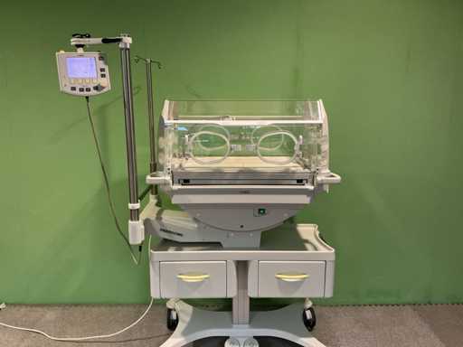 2013 Weyer Thermocare infants incubator