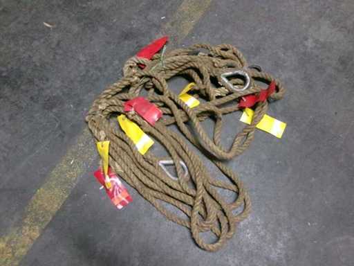 Cordes, environ 10 m (G3) (11x)