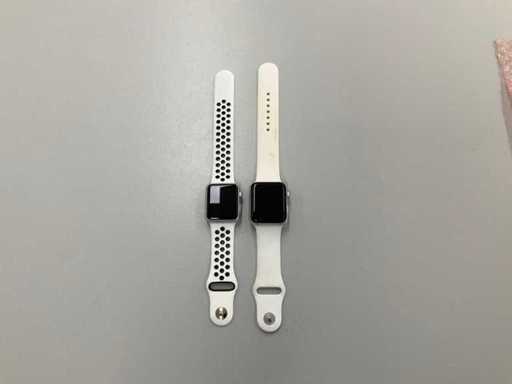 Apple Watch 1 38mm GPS Silver & Apple Watch Series 2 42mm GPS Silver (2x)