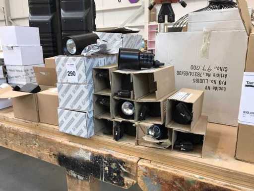 a.o. Reggiani various spot lighting (24x)