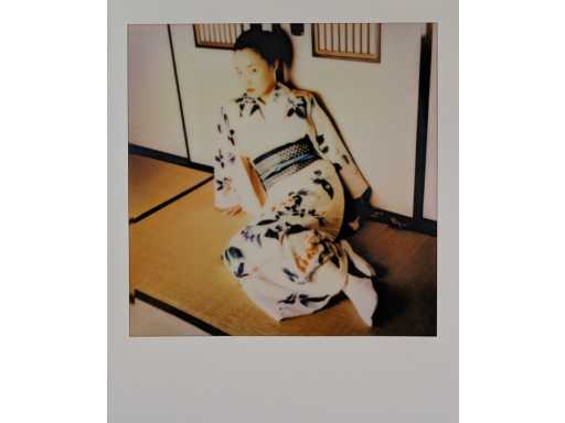 Nobuyoshi Araki (1940), toegeschreven aan, Polaroid gesigneerd
