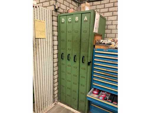 Armoire de rangement en métal avec 4 grands tiroirs contenant son contenu