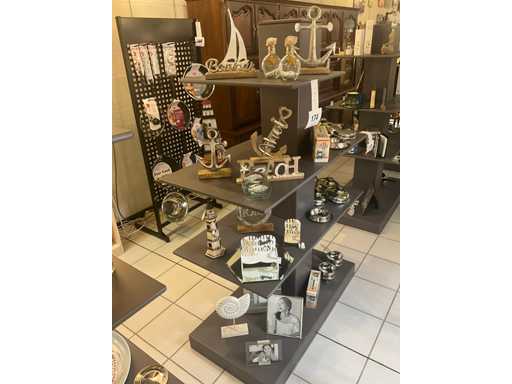 Divers objets et cadeaux de décoration maritime