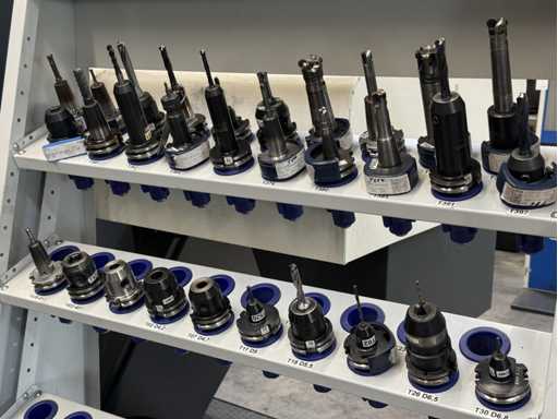   30 pcs SK40 tool holders
