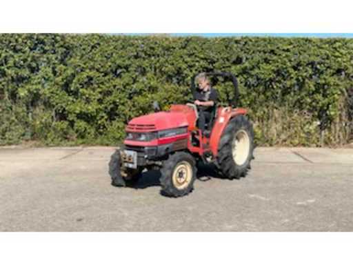 e1c6f446-21c9-4b7d-b17f-29e875a8139b.mp4