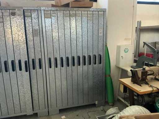 Armoire métallique porte-puce