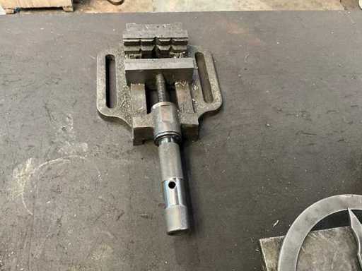 Machine clamp