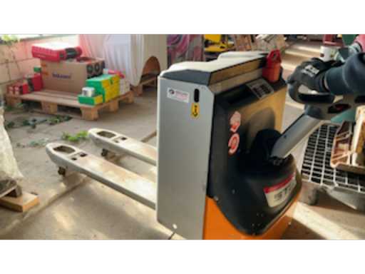 b9a23449-7130-4976-ac50-ecc55920a85d.mp4