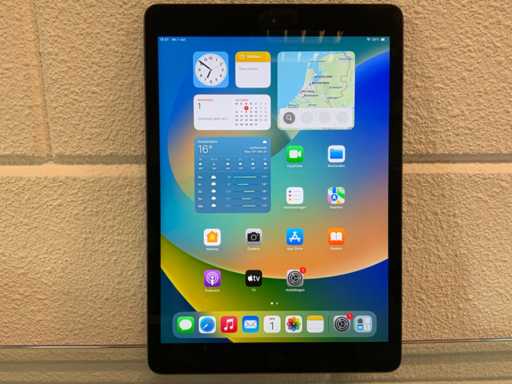 Tablette Apple 7e génération 32 Go Wi-Fi + cellulaire gris sidéral