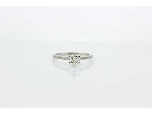 Solitaire ring - Ring