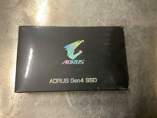 Aorus Gen 4 SSD (4x)