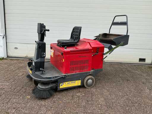 2010 IPC Lion 1200 ME Sweeper autopropulsat