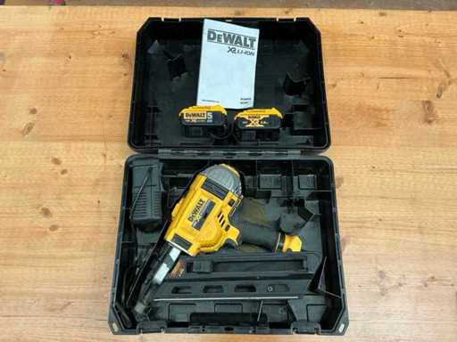 Dewalt Nail Gun dewalt DCN 692