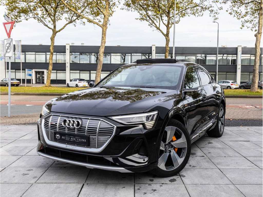Audi e-tron Sportback 50 quattro S-line Automatik 2020 Panodak Vollleder 360° Kamera Head-up Keyless Kamera Spiegel