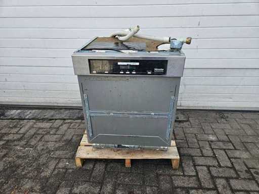 Miele – Eingebauter Geschirrspüler