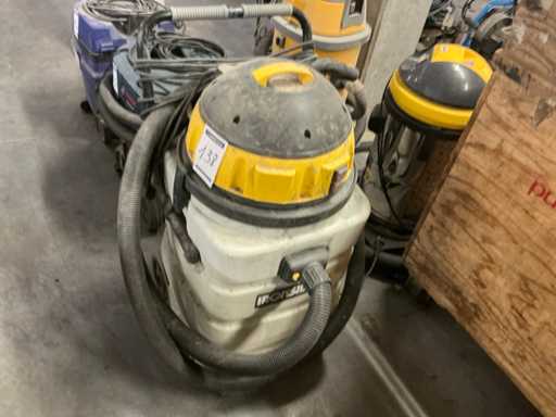 Przemysłowy odkurzacz Ironside 429MPL HS