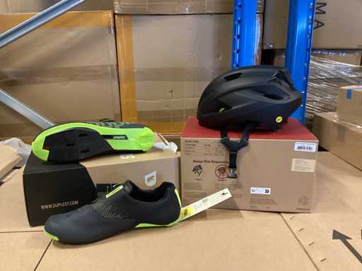 Suplest Cycling Shoes rozmiar 43.5 + Specialized Cycling Helmet Medium 