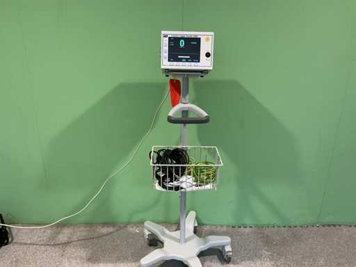 Dispositivo di precisione Ivy Biomedical Cardiac Trigger Monitor 3000 con accessori